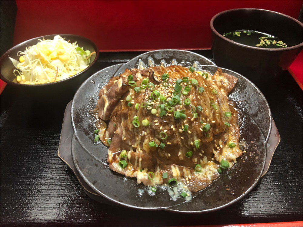 牛トロあぶり丼